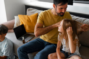 Gérer la culpabilité parentale : Stratégies pour les parents débordés